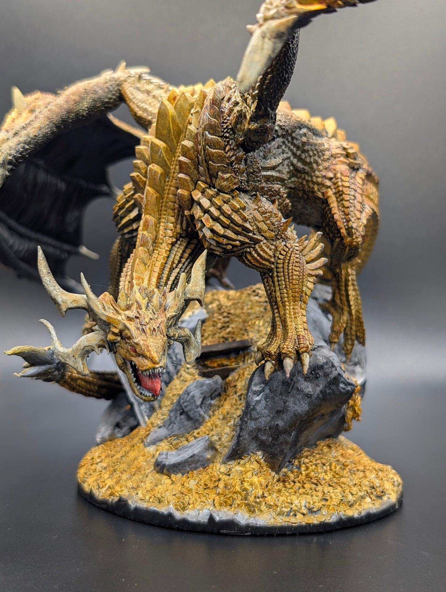 Dragonlord Ghaundal